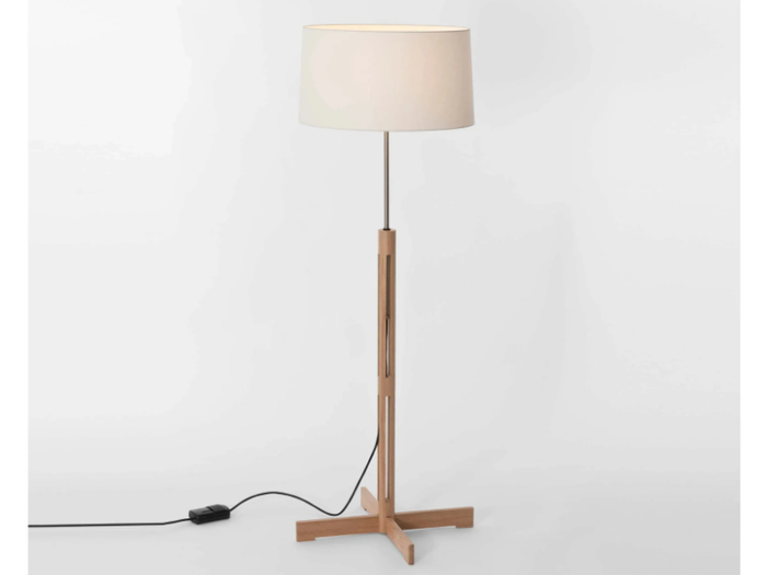 FAD - LED height-adjustable oak floor lamp _ Santa & Cole